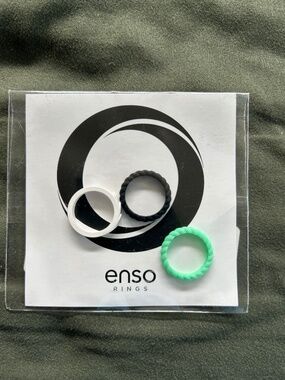 Enso rings